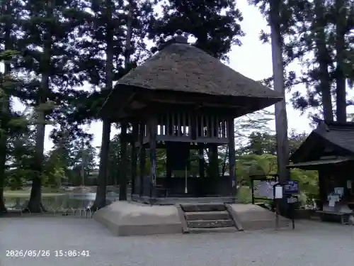 毛越寺の{uncategorized: "未分類", other: "その他", undefined: "問題あり", building: "その他建物", grave: "お墓", sacred_gate: "鳥居", guardian: "狛犬", statue: "像", buddha: "仏像", history: "歴史", nature: "自然", garden: "庭園", animal: "動物", pagoda: "塔", temizu: "手水舎", mountain_gate: "山門・神門", sanctuary: "本殿・本堂", subordinate: "末社・摂社", art: "芸術", scenery: "景色", jizo: "地蔵", ema: "絵馬", goshuin: "御朱印", omikuji: "おみくじ", items: "授与品その他", amulet: "お守り", goshuincho: "御朱印帳", eats: "食事", festival: "お祭り", votive_dance: "神楽", shichigosan: "七五三参", wedding: "結婚式", experience: "体験その他", initially: "初詣", around: "周辺", anti_infection: "感染症対策"}