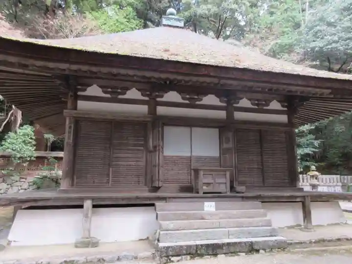 観心寺の本殿・本堂