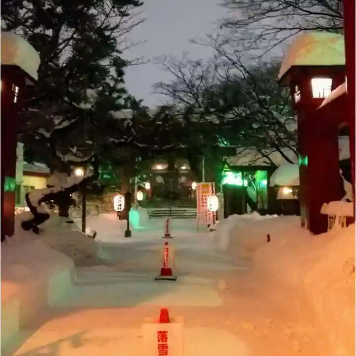 彌彦神社 (伊夜日子神社)の鳥居