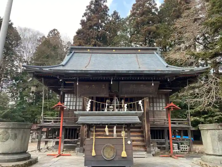 今市瀧尾神社の{uncategorized: "未分類", other: "その他", undefined: "問題あり", building: "その他建物", grave: "お墓", sacred_gate: "鳥居", guardian: "狛犬", statue: "像", buddha: "仏像", history: "歴史", nature: "自然", garden: "庭園", animal: "動物", pagoda: "塔", temizu: "手水舎", mountain_gate: "山門・神門", sanctuary: "本殿・本堂", subordinate: "末社・摂社", art: "芸術", scenery: "景色", jizo: "地蔵", ema: "絵馬", goshuin: "御朱印", omikuji: "おみくじ", items: "授与品その他", amulet: "お守り", goshuincho: "御朱印帳", eats: "食事", festival: "お祭り", votive_dance: "神楽", shichigosan: "七五三参", wedding: "結婚式", experience: "体験その他", initially: "初詣", around: "周辺", anti_infection: "感染症対策"}