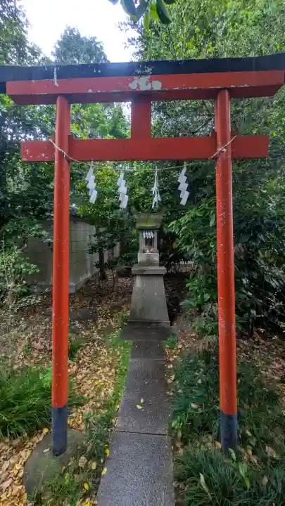 須賀神社の{uncategorized: "未分類", other: "その他", undefined: "問題あり", building: "その他建物", grave: "お墓", sacred_gate: "鳥居", guardian: "狛犬", statue: "像", buddha: "仏像", history: "歴史", nature: "自然", garden: "庭園", animal: "動物", pagoda: "塔", temizu: "手水舎", mountain_gate: "山門・神門", sanctuary: "本殿・本堂", subordinate: "末社・摂社", art: "芸術", scenery: "景色", jizo: "地蔵", ema: "絵馬", goshuin: "御朱印", omikuji: "おみくじ", items: "授与品その他", amulet: "お守り", goshuincho: "御朱印帳", eats: "食事", festival: "お祭り", votive_dance: "神楽", shichigosan: "七五三参", wedding: "結婚式", experience: "体験その他", initially: "初詣", around: "周辺", anti_infection: "感染症対策"}