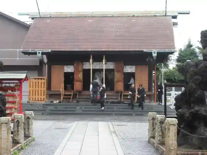 鶴見神社の本殿・本堂