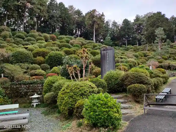 塩船観音寺(東京都)
