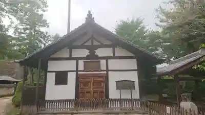 法華寺の本殿・本堂