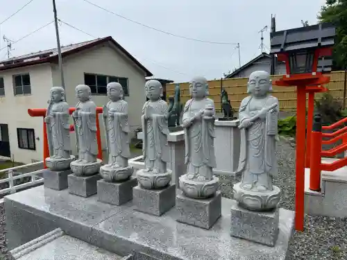 眞言寺の{uncategorized: "未分類", other: "その他", undefined: "問題あり", building: "その他建物", grave: "お墓", sacred_gate: "鳥居", guardian: "狛犬", statue: "像", buddha: "仏像", history: "歴史", nature: "自然", garden: "庭園", animal: "動物", pagoda: "塔", temizu: "手水舎", mountain_gate: "山門・神門", sanctuary: "本殿・本堂", subordinate: "末社・摂社", art: "芸術", scenery: "景色", jizo: "地蔵", ema: "絵馬", goshuin: "御朱印", omikuji: "おみくじ", items: "授与品その他", amulet: "お守り", goshuincho: "御朱印帳", eats: "食事", festival: "お祭り", votive_dance: "神楽", shichigosan: "七五三参", wedding: "結婚式", experience: "体験その他", initially: "初詣", around: "周辺", anti_infection: "感染症対策"}