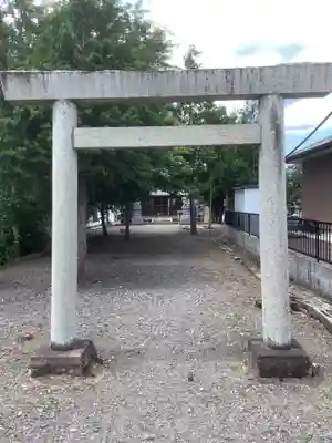 鳴子神社の鳥居