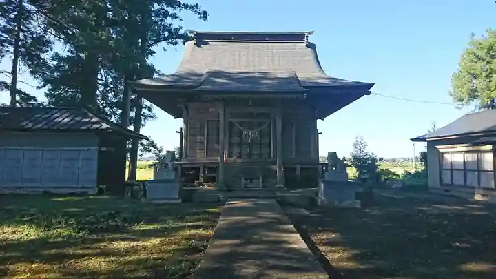 新羅神社の本殿・本堂