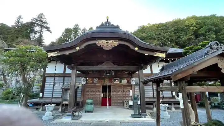 大慈寺の本殿・本堂