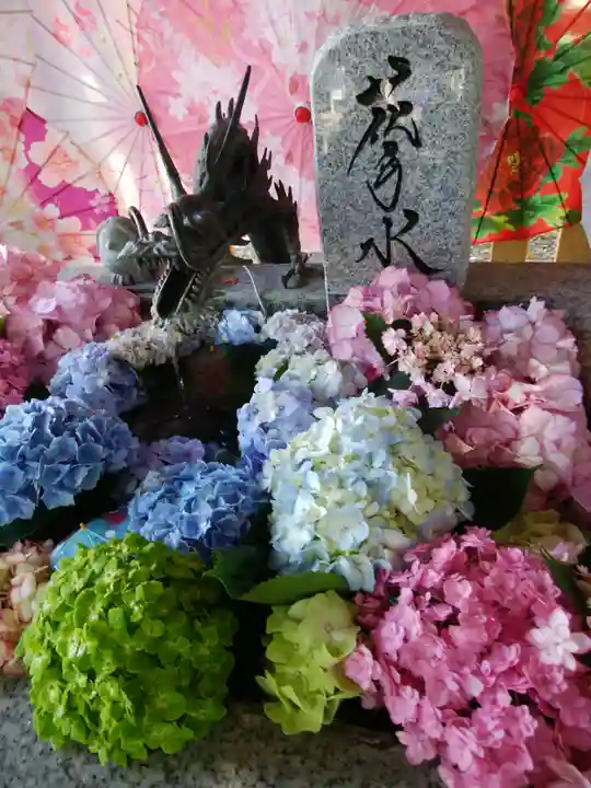 札幌諏訪神社の手水舎