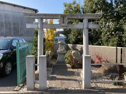 橋場稲荷の鳥居