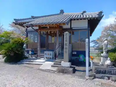 龍福寺の{uncategorized: "未分類", other: "その他", undefined: "問題あり", building: "その他建物", grave: "お墓", sacred_gate: "鳥居", guardian: "狛犬", statue: "像", buddha: "仏像", history: "歴史", nature: "自然", garden: "庭園", animal: "動物", pagoda: "塔", temizu: "手水舎", mountain_gate: "山門・神門", sanctuary: "本殿・本堂", subordinate: "末社・摂社", art: "芸術", scenery: "景色", jizo: "地蔵", ema: "絵馬", goshuin: "御朱印", omikuji: "おみくじ", items: "授与品その他", amulet: "お守り", goshuincho: "御朱印帳", eats: "食事", festival: "お祭り", votive_dance: "神楽", shichigosan: "七五三参", wedding: "結婚式", experience: "体験その他", initially: "初詣", around: "周辺", anti_infection: "感染症対策"}