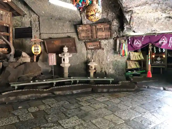 銭洗弁財天宇賀福神社のその他建物