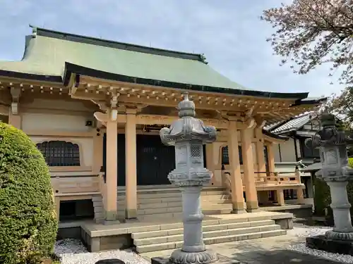 定方寺の本殿・本堂