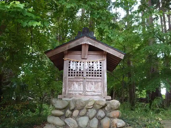 伊古乃速御玉比売神社の末社・摂社