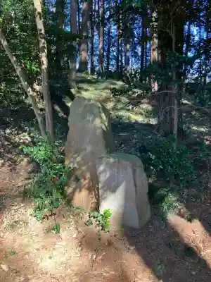飯渕香取神社の{uncategorized: "未分類", other: "その他", undefined: "問題あり", building: "その他建物", grave: "お墓", sacred_gate: "鳥居", guardian: "狛犬", statue: "像", buddha: "仏像", history: "歴史", nature: "自然", garden: "庭園", animal: "動物", pagoda: "塔", temizu: "手水舎", mountain_gate: "山門・神門", sanctuary: "本殿・本堂", subordinate: "末社・摂社", art: "芸術", scenery: "景色", jizo: "地蔵", ema: "絵馬", goshuin: "御朱印", omikuji: "おみくじ", items: "授与品その他", amulet: "お守り", goshuincho: "御朱印帳", eats: "食事", festival: "お祭り", votive_dance: "神楽", shichigosan: "七五三参", wedding: "結婚式", experience: "体験その他", initially: "初詣", around: "周辺", anti_infection: "感染症対策"}