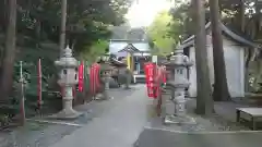 泉神社の建物その他