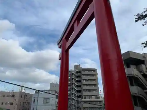 （芝生）浅間神社の鳥居