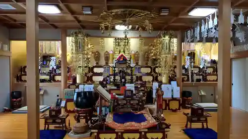 清蓮寺の本殿・本堂