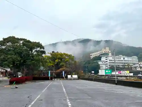 與止日女神社の建物その他