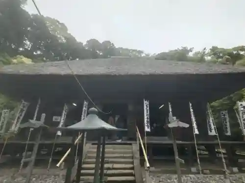 杉本寺の{uncategorized: "未分類", other: "その他", undefined: "問題あり", building: "その他建物", grave: "お墓", sacred_gate: "鳥居", guardian: "狛犬", statue: "像", buddha: "仏像", history: "歴史", nature: "自然", garden: "庭園", animal: "動物", pagoda: "塔", temizu: "手水舎", mountain_gate: "山門・神門", sanctuary: "本殿・本堂", subordinate: "末社・摂社", art: "芸術", scenery: "景色", jizo: "地蔵", ema: "絵馬", goshuin: "御朱印", omikuji: "おみくじ", items: "授与品その他", amulet: "お守り", goshuincho: "御朱印帳", eats: "食事", festival: "お祭り", votive_dance: "神楽", shichigosan: "七五三参", wedding: "結婚式", experience: "体験その他", initially: "初詣", around: "周辺", anti_infection: "感染症対策"}