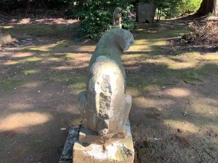 稲荷神社の狛犬