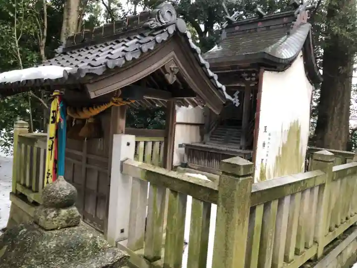 石作神社玉作神社の末社・摂社