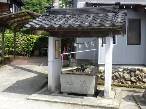 八幡宮の手水舎