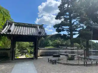 高月院の山門・神門