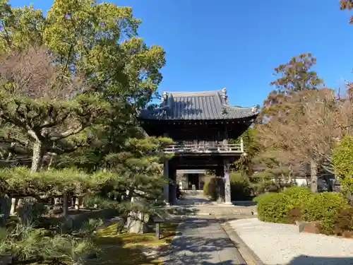 伊勢の国 四天王寺の山門