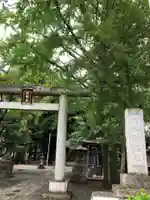 神明社の鳥居