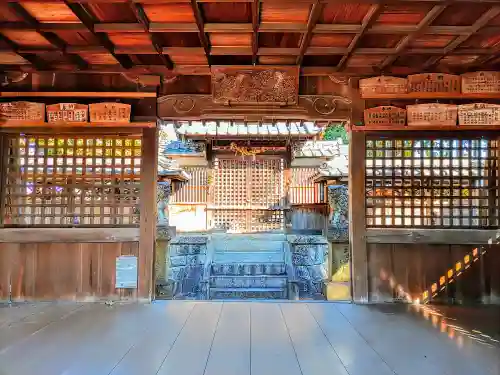 折戸八幡社の本殿・本堂