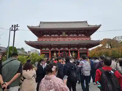 浅草寺の山門・神門