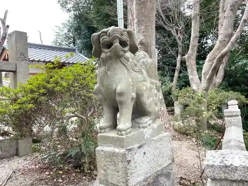 長倉神社の狛犬