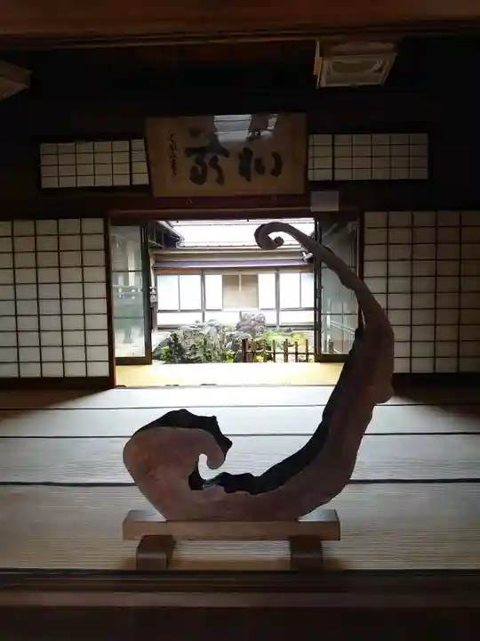 慈恩護国禅寺の本殿・本堂