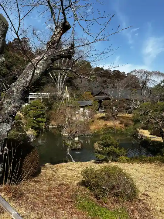 志波彦神社・鹽竈神社の{uncategorized: "未分類", other: "その他", undefined: "問題あり", building: "その他建物", grave: "お墓", sacred_gate: "鳥居", guardian: "狛犬", statue: "像", buddha: "仏像", history: "歴史", nature: "自然", garden: "庭園", animal: "動物", pagoda: "塔", temizu: "手水舎", mountain_gate: "山門・神門", sanctuary: "本殿・本堂", subordinate: "末社・摂社", art: "芸術", scenery: "景色", jizo: "地蔵", ema: "絵馬", goshuin: "御朱印", omikuji: "おみくじ", items: "授与品その他", amulet: "お守り", goshuincho: "御朱印帳", eats: "食事", festival: "お祭り", votive_dance: "神楽", shichigosan: "七五三参", wedding: "結婚式", experience: "体験その他", initially: "初詣", around: "周辺", anti_infection: "感染症対策"}
