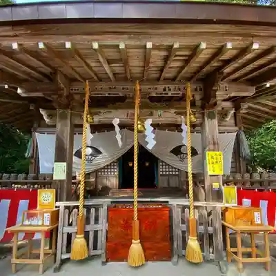 鷲子山上神社の本殿・本堂