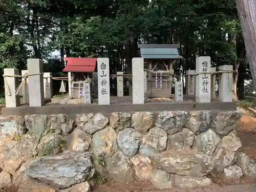 神明神社の末社・摂社