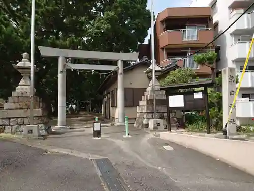 熱田社（宝神町会所裏）の鳥居