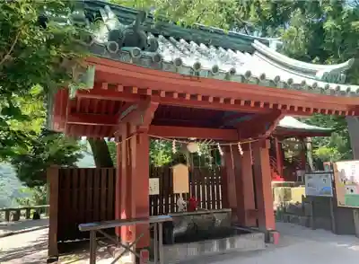 伊豆山神社の手水舎