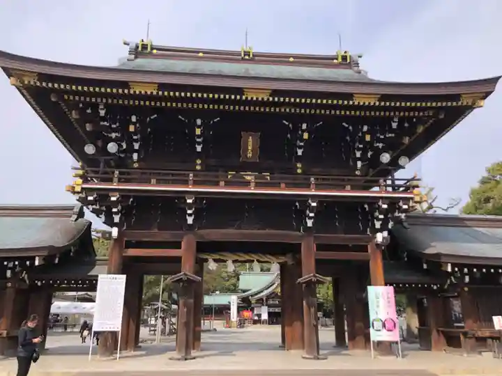 真清田神社の山門・神門