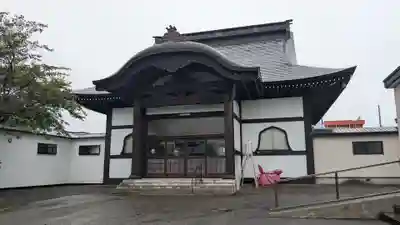 真浄寺の本殿・本堂