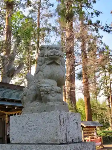 鶴峯八幡宮の狛犬