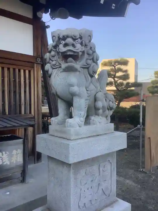 神明社(稲永)の狛犬