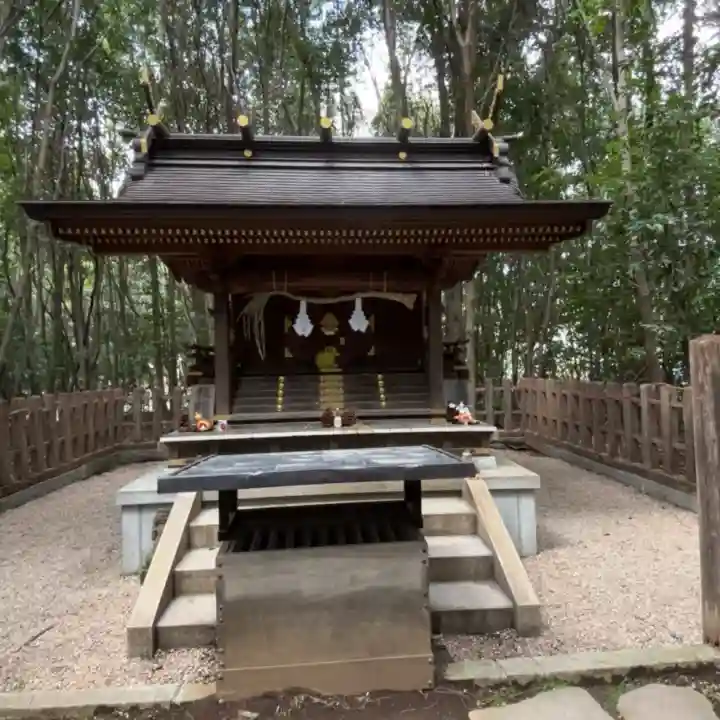 出雲大社相模分祠の{uncategorized: "未分類", other: "その他", undefined: "問題あり", building: "その他建物", grave: "お墓", sacred_gate: "鳥居", guardian: "狛犬", statue: "像", buddha: "仏像", history: "歴史", nature: "自然", garden: "庭園", animal: "動物", pagoda: "塔", temizu: "手水舎", mountain_gate: "山門・神門", sanctuary: "本殿・本堂", subordinate: "末社・摂社", art: "芸術", scenery: "景色", jizo: "地蔵", ema: "絵馬", goshuin: "御朱印", omikuji: "おみくじ", items: "授与品その他", amulet: "お守り", goshuincho: "御朱印帳", eats: "食事", festival: "お祭り", votive_dance: "神楽", shichigosan: "七五三参", wedding: "結婚式", experience: "体験その他", initially: "初詣", around: "周辺", anti_infection: "感染症対策"}