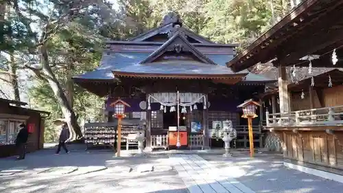 新倉富士浅間神社の本殿