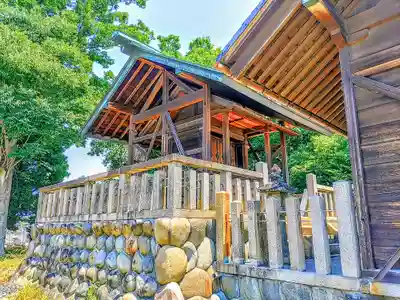 神明社（北麻績）の本殿・本堂