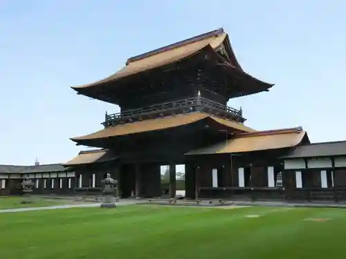 瑞龍寺の山門