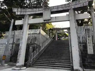 宮地嶽神社の鳥居