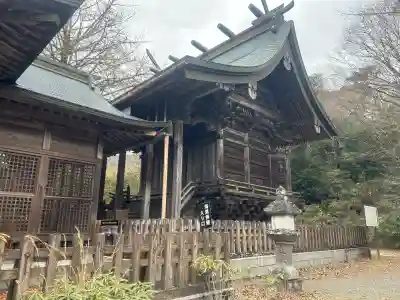 三ケ所神社の{uncategorized: "未分類", other: "その他", undefined: "問題あり", building: "その他建物", grave: "お墓", sacred_gate: "鳥居", guardian: "狛犬", statue: "像", buddha: "仏像", history: "歴史", nature: "自然", garden: "庭園", animal: "動物", pagoda: "塔", temizu: "手水舎", mountain_gate: "山門・神門", sanctuary: "本殿・本堂", subordinate: "末社・摂社", art: "芸術", scenery: "景色", jizo: "地蔵", ema: "絵馬", goshuin: "御朱印", omikuji: "おみくじ", items: "授与品その他", amulet: "お守り", goshuincho: "御朱印帳", eats: "食事", festival: "お祭り", votive_dance: "神楽", shichigosan: "七五三参", wedding: "結婚式", experience: "体験その他", initially: "初詣", around: "周辺", anti_infection: "感染症対策"}