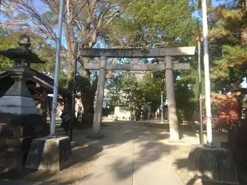 大神神社（花池）の鳥居